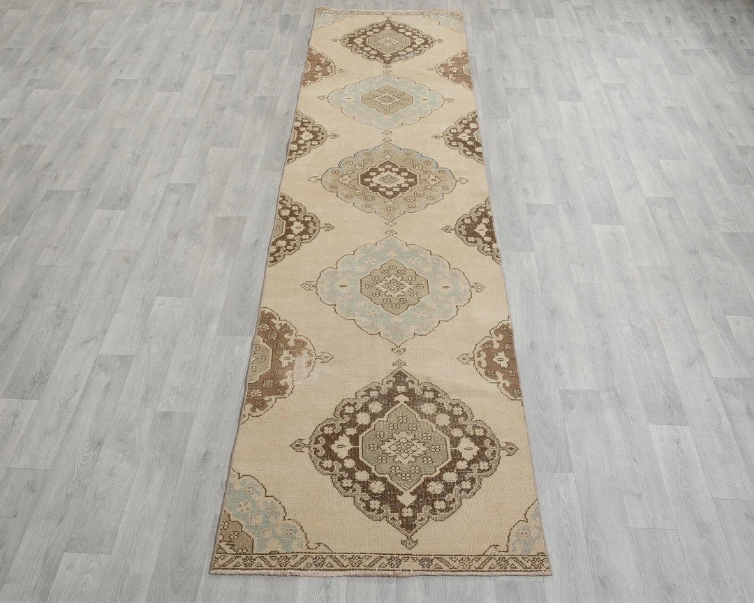 Runner Rug 2' 10" x 11' 8" | No. VR56378