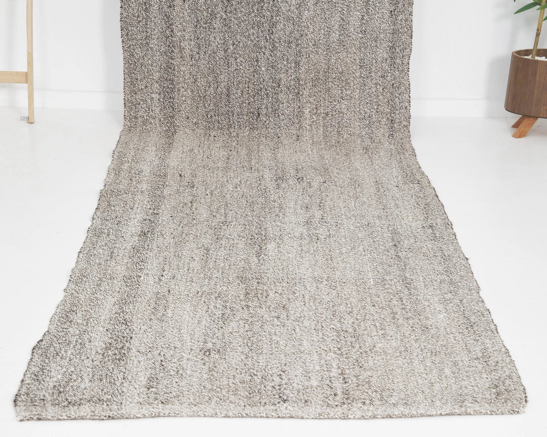 Gray Runner Rug 3' 1" x 11' 6" | No. VR56524