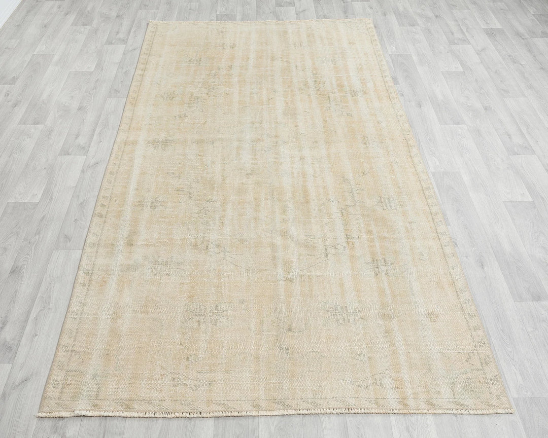 Beige Turkish Oushak Rug 4'6" x 8' Hand-Knotted | No. VR56598
