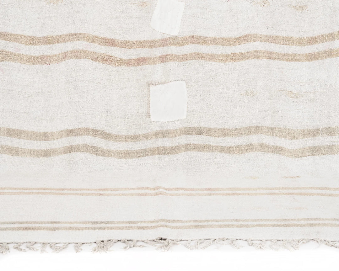 White Turkish Kilim Rug 5' 11" x 9' Flat-Weave | No. VR56817