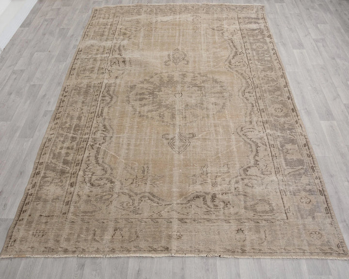 Beige Turkish Oushak Rug 6'8" x 10' Hand-Knotted | No. VR56835