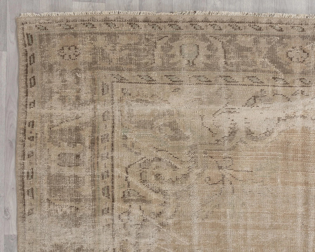 Beige Turkish Oushak Rug 6'8" x 10' Hand-Knotted | No. VR56835