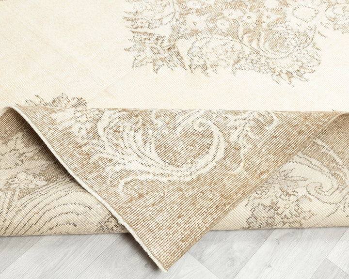 Beige Turkish Oushak Rug 6'10" x 10'8" Hand-Knotted | No. VR56937