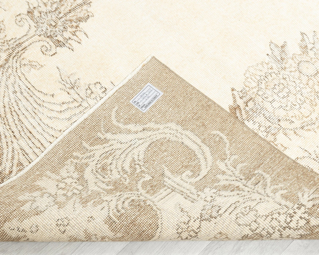 Beige Turkish Oushak Rug 6'10" x 10'8" Hand-Knotted | No. VR56937