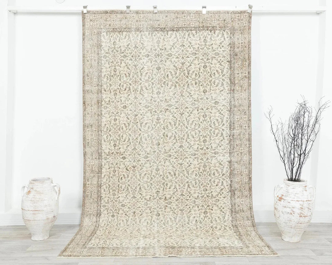 Beige Turkish Oushak Rug 5' 5" x 8' 10" Hand-Knotted | No. VR57315