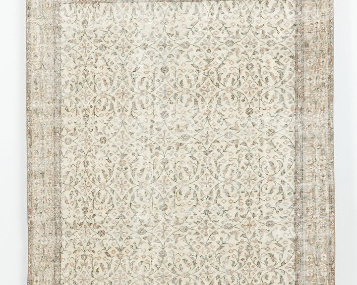 Beige Turkish Oushak Rug 5' 5" x 8' 10" Hand-Knotted | No. VR57315