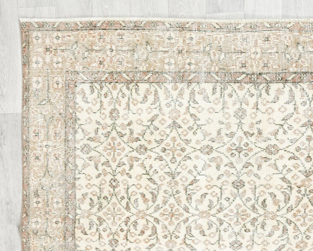 Beige Turkish Oushak Rug 5' 5" x 8' 10" Hand-Knotted | No. VR57315