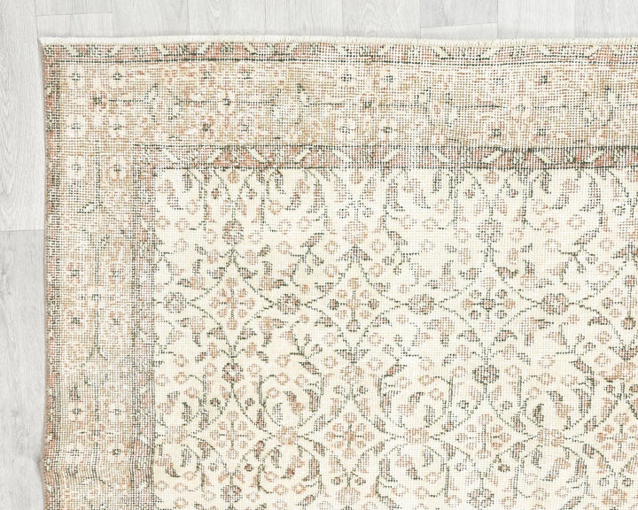 Beige Turkish Oushak Rug 5' 5" x 8' 10" Hand-Knotted | No. VR57315