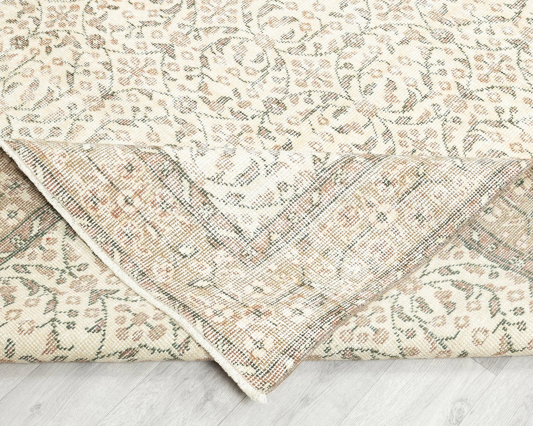 Beige Turkish Oushak Rug 5' 5" x 8' 10" Hand-Knotted | No. VR57315