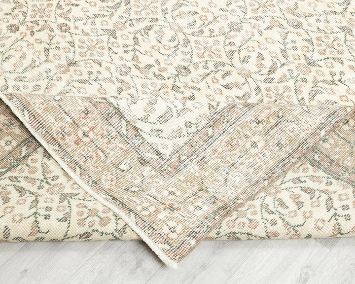 Beige Turkish Oushak Rug 5' 5" x 8' 10" Hand-Knotted | No. VR57315