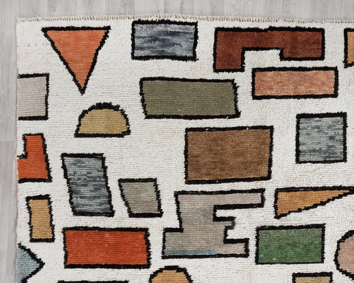 White Turkish Vintage Rug 9' 5" x 12' 6" Hand-Knotted | No. VR57381