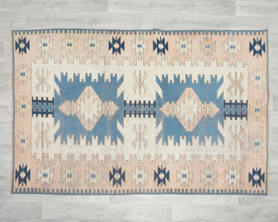 Blue Oushak Rug 4' 2" x 6' 7" | No. VR57419
