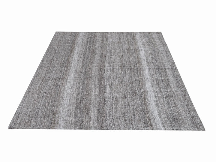 Gray Kilim Rug 5' 4" x 7' 1" | No. VR57420