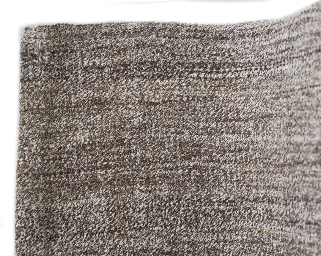 Gray Kilim Rug 5' 4" x 7' 1" | No. VR57420