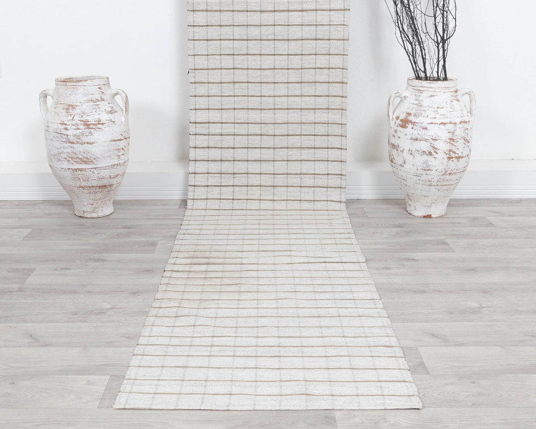 White Runner Rug 2' x 11' 2" | No. VR57513