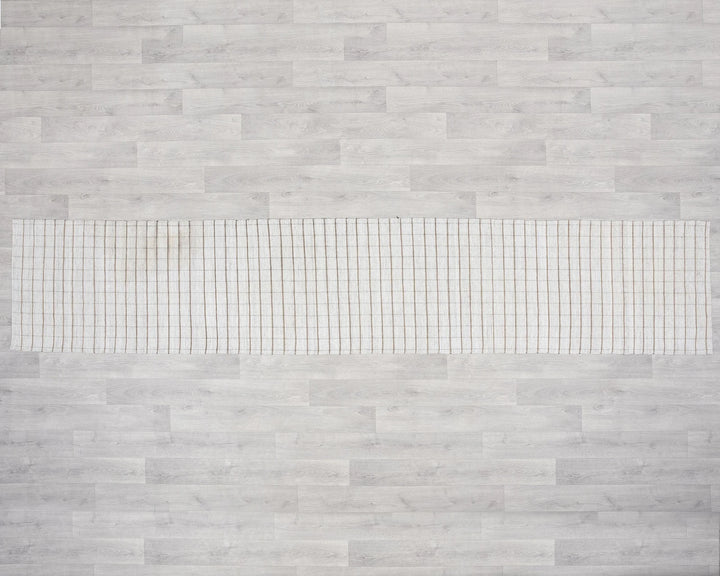 White Runner Rug 2' x 11' 2" | No. VR57513