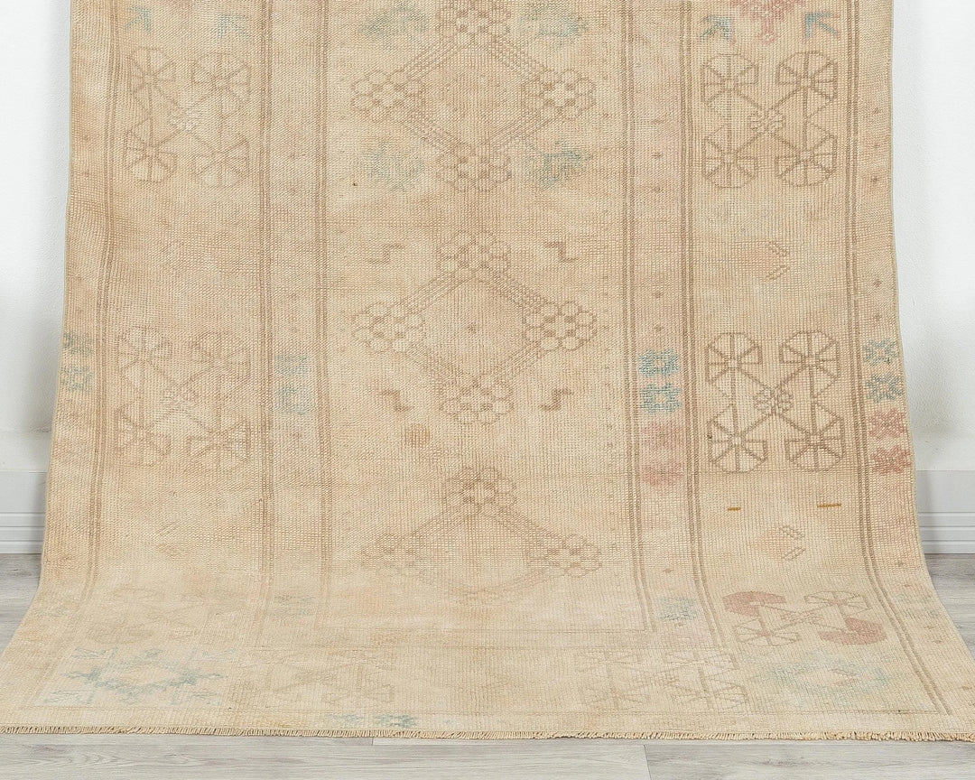 Beige Turkish Oushak Rug 3'10" x 6'10" Hand-Knotted | No. VR57519