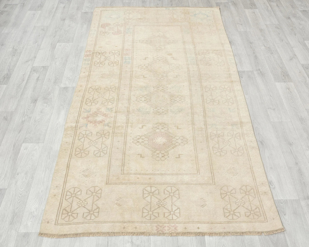 Beige Turkish Oushak Rug 3'10" x 6'10" Hand-Knotted | No. VR57519