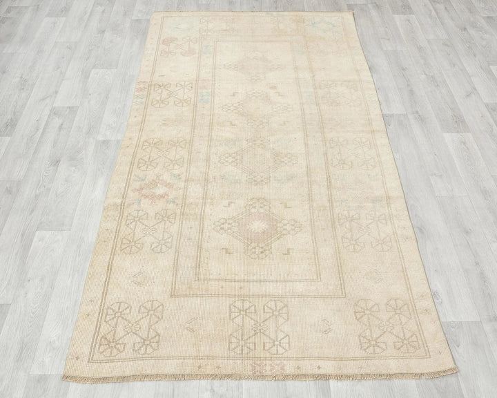Beige Turkish Oushak Rug 3'10" x 6'10" Hand-Knotted | No. VR57519