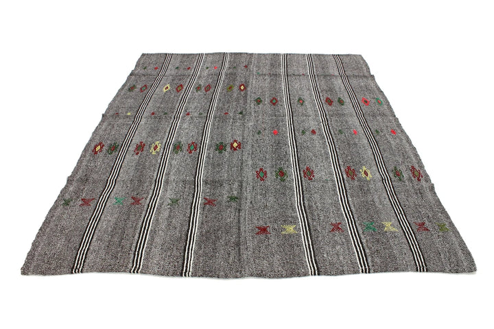 Gray Kilim Rug 6' 5" x 8' | No. VR57564