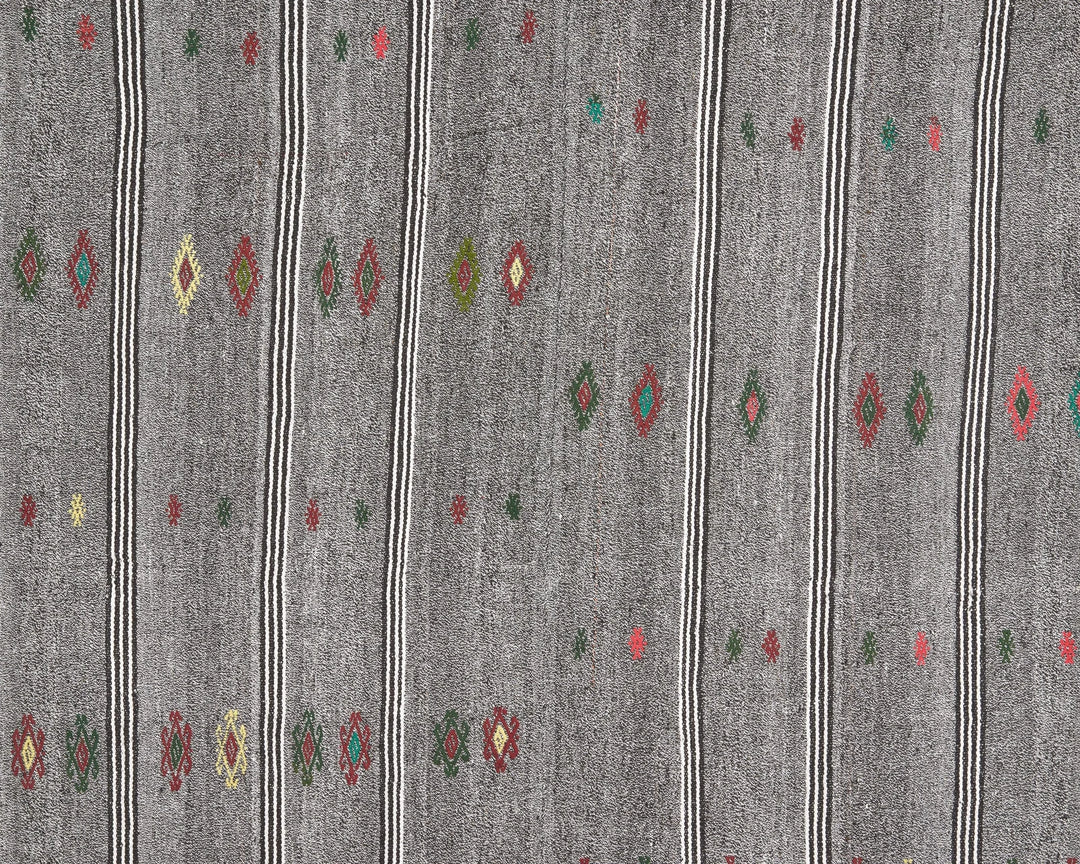 Gray Kilim Rug 6' 5" x 8' | No. VR57564