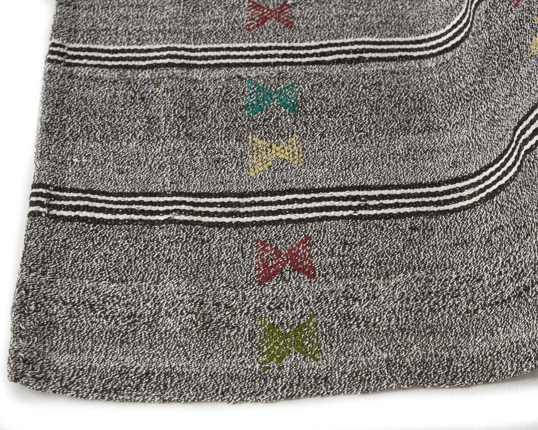 Gray Kilim Rug 6' 5" x 8' | No. VR57564