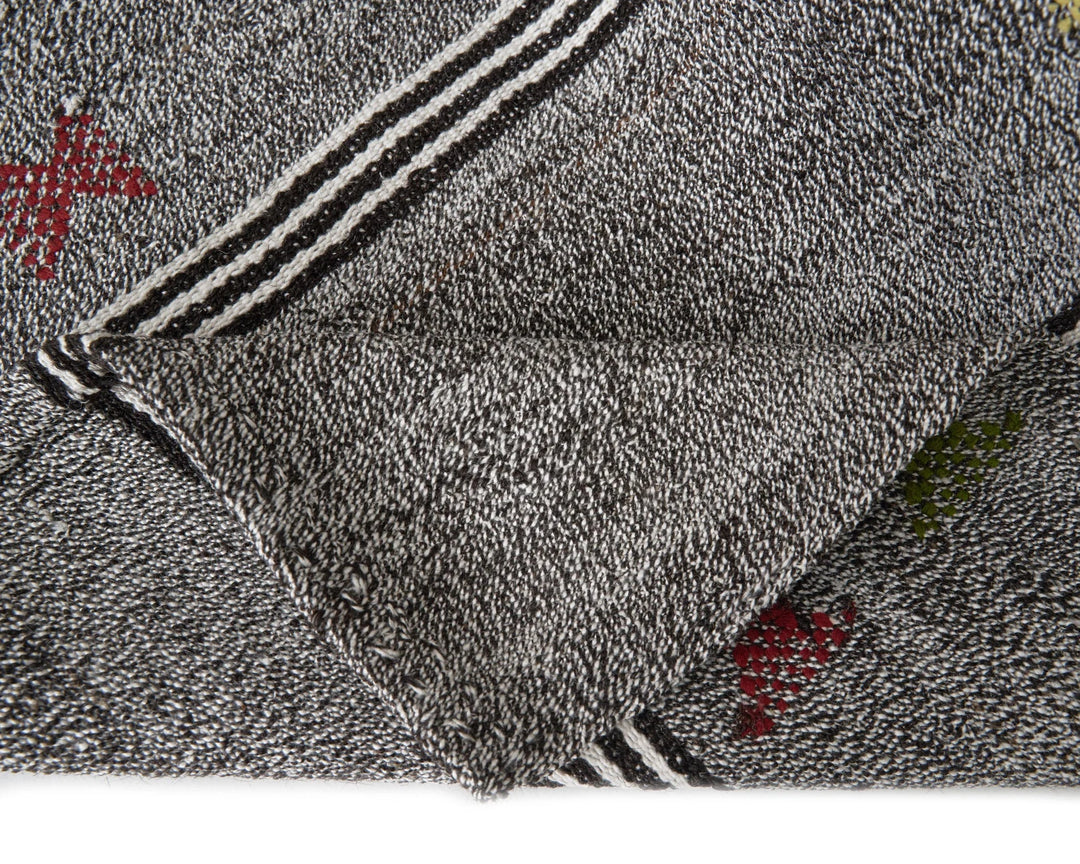 Gray Kilim Rug 6' 5" x 8' | No. VR57564