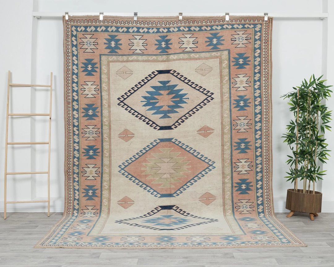 Neutral Oushak Rug 7' 1" x 9' 11" | No. VR57725