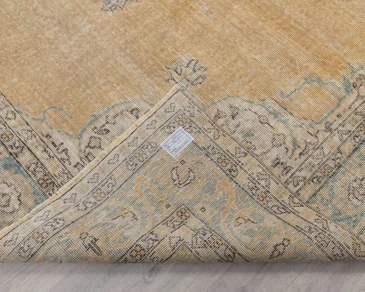 Neutral Oushak Rug 6' 8" x 9' 9" | No. VR57742