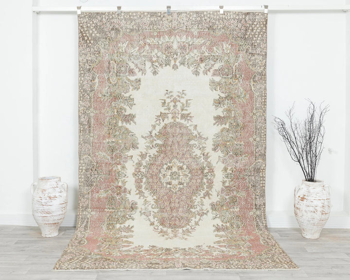Neutral Oushak Rug 5' 11" x 9' 8" | No. VR57907