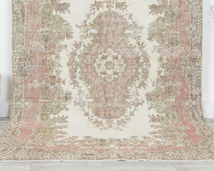 Neutral Oushak Rug 5' 11" x 9' 8" | No. VR57907