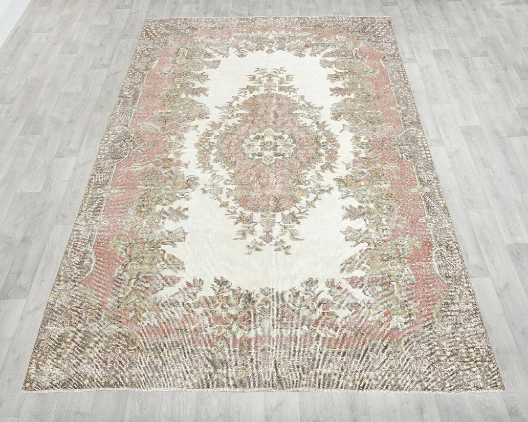 Neutral Oushak Rug 5' 11" x 9' 8" | No. VR57907