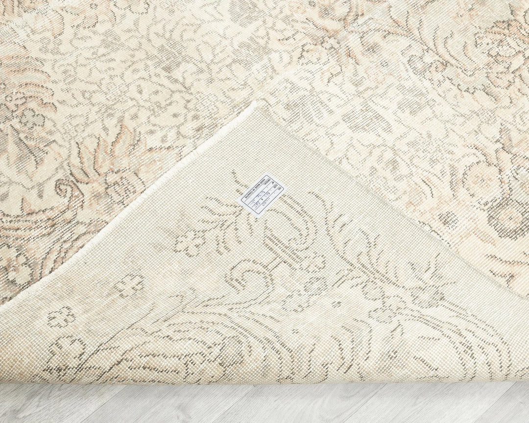 Multicolor Turkish Oushak Rug 5' 4" x 8' 8" Hand-Knotted | No. VR58005
