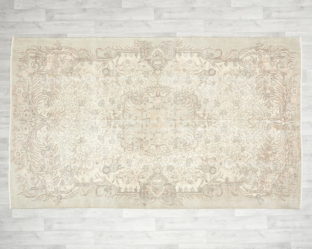 Multicolor Turkish Oushak Rug 5' 4" x 8' 8" Hand-Knotted | No. VR58005