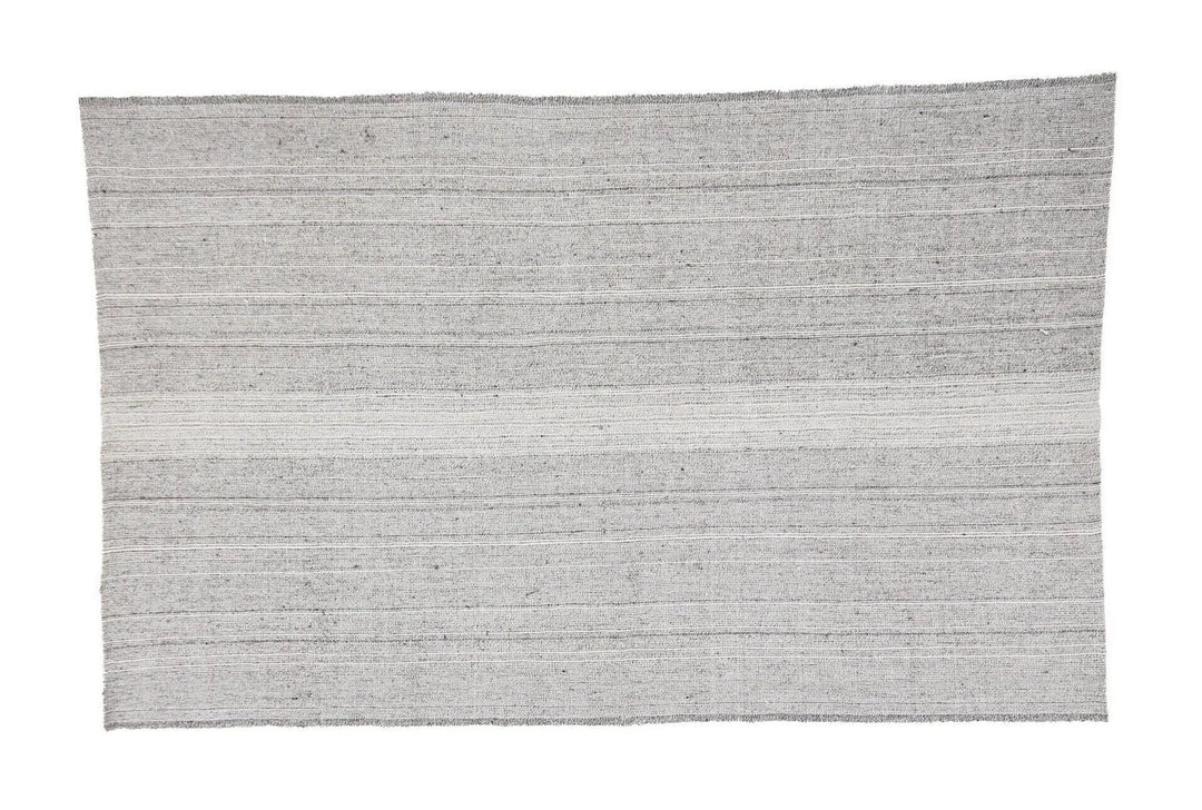 Gray Kilim Rug 5' 3" x 8' 4" | No. VR58300
