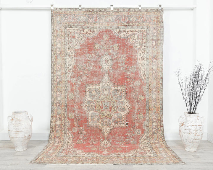 Neutral Oushak Rug 6' x 9' | No. VR58401