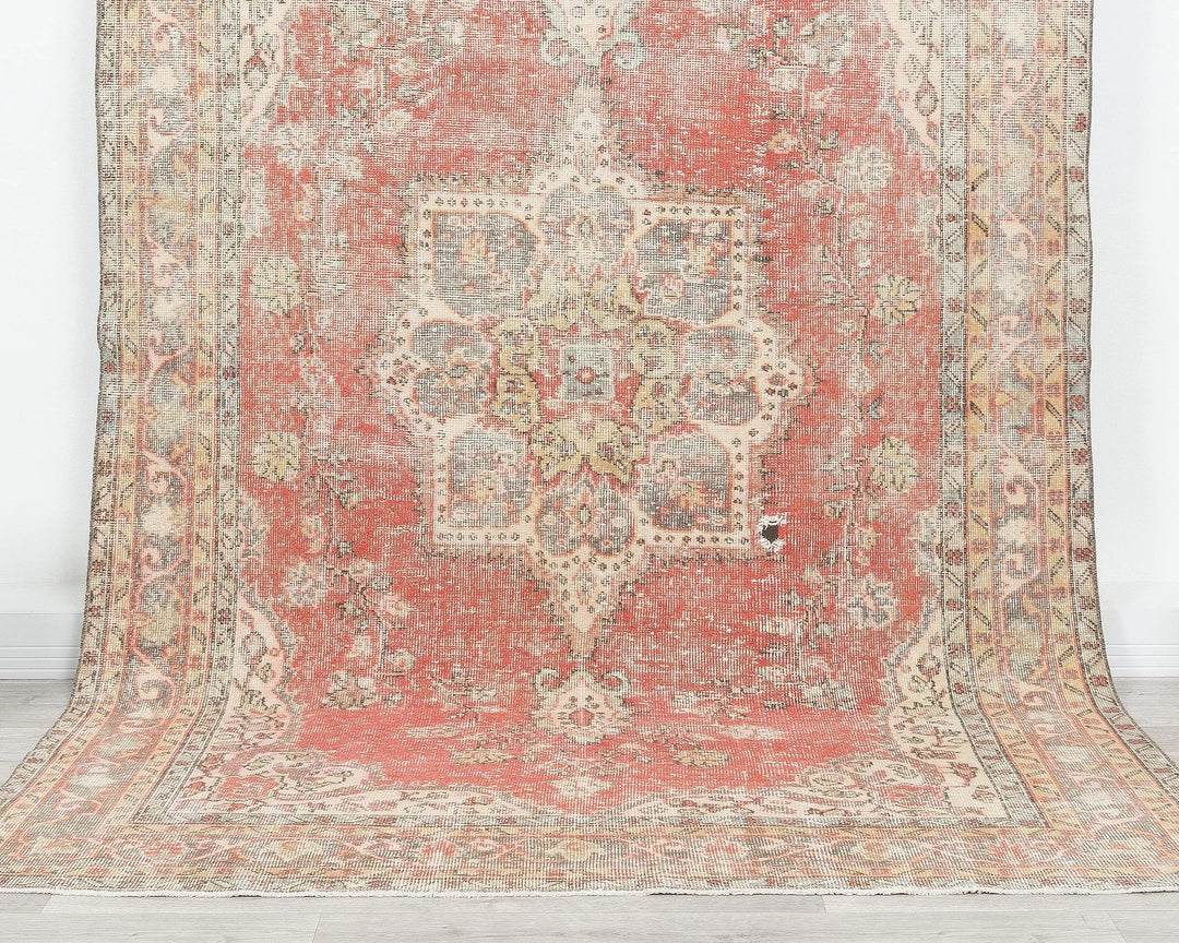 Neutral Oushak Rug 6' x 9' | No. VR58401