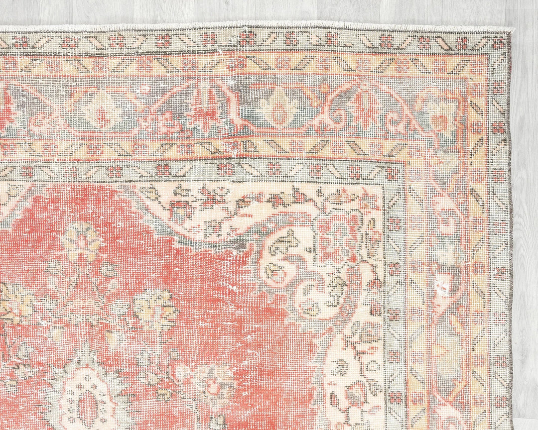 Neutral Oushak Rug 6' x 9' | No. VR58401