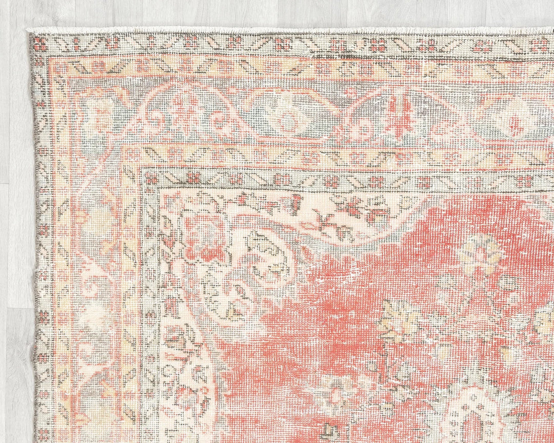 Neutral Oushak Rug 6' x 9' | No. VR58401