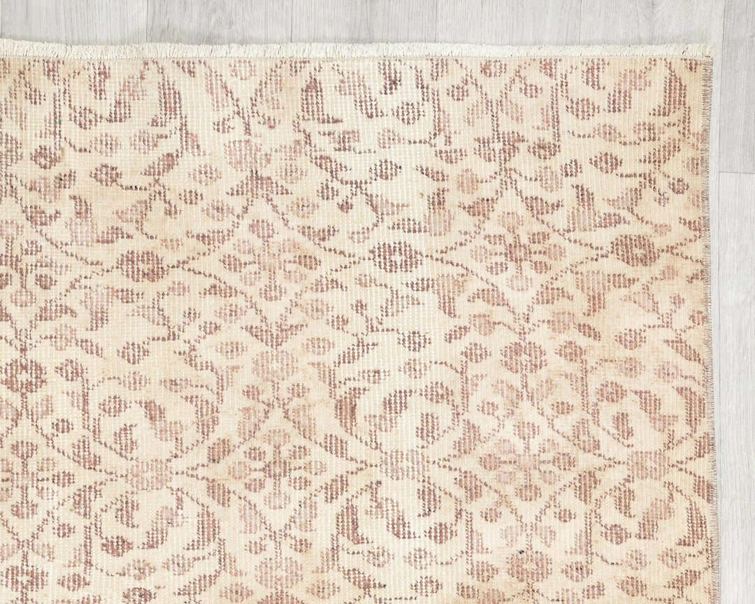 Beige Turkish Oushak Rug 3' 8" x 6' 10" Hand-Knotted | No. VR58438