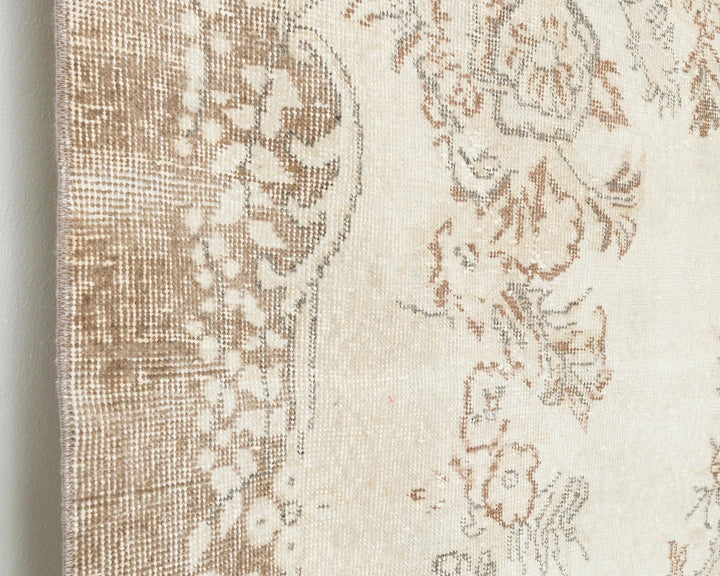 Beige Turkish Oushak Rug 5' 4" x 8' 6" Hand-Knotted | No. VR58456