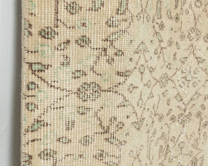 Beige Turkish Oushak Rug 2'8" x 6'4" Hand-Knotted | No. VR58637