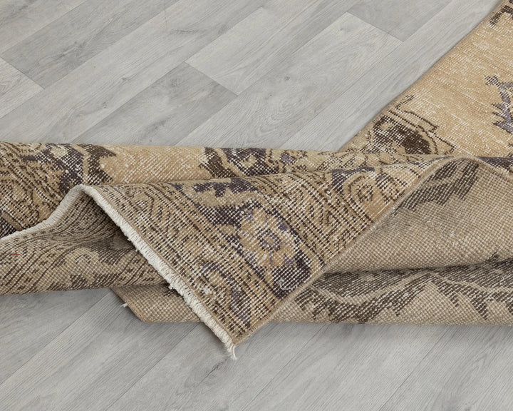 Beige Runner Rug 2' 7" x 13' 1" | No. VR58667