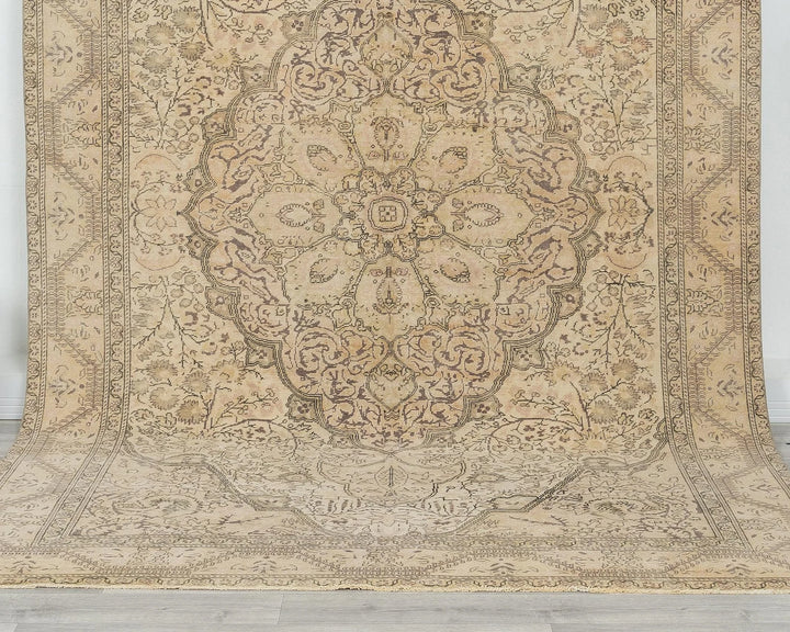 Multicolor Turkish Oushak Rug 6'5" x 9'6" Hand-Knotted detail