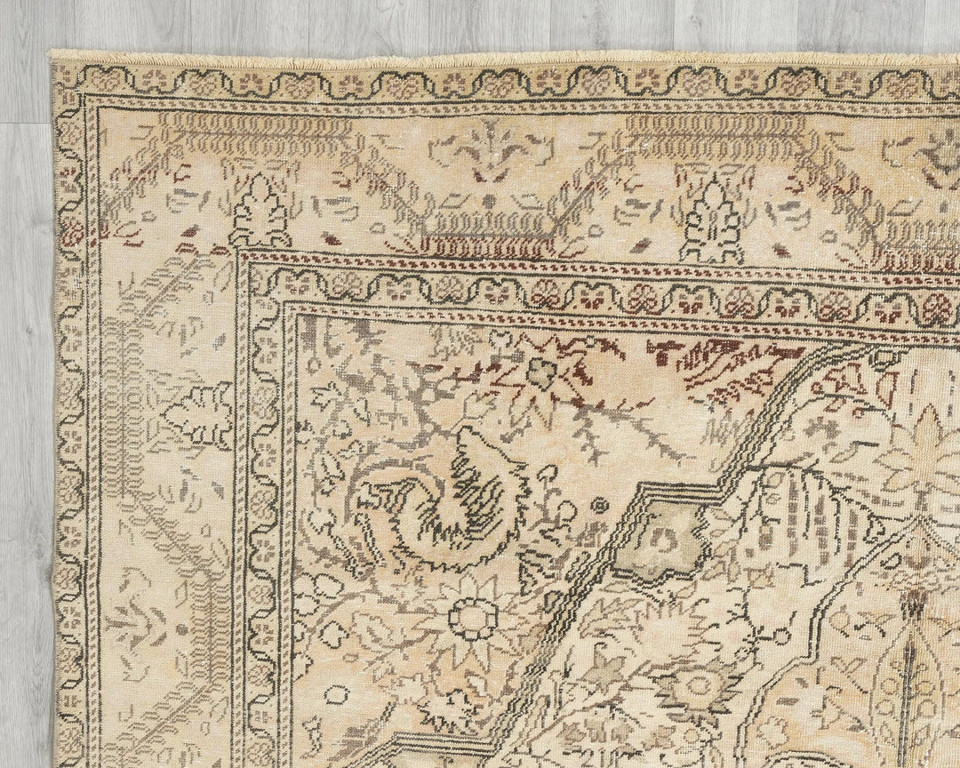 Multicolor Turkish Oushak Rug 6'5" x 9'6" Hand-Knotted border