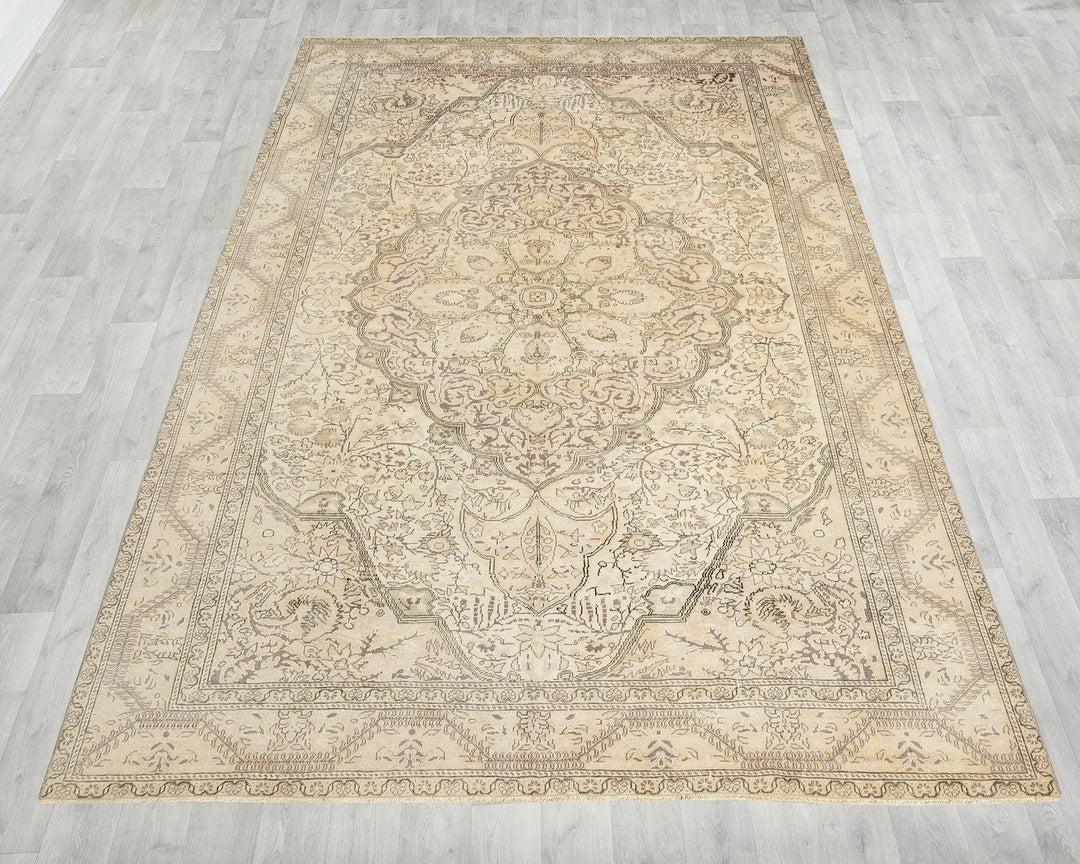 Multicolor Turkish Oushak Rug 6'5" x 9'6" Hand-Knotted reverse
