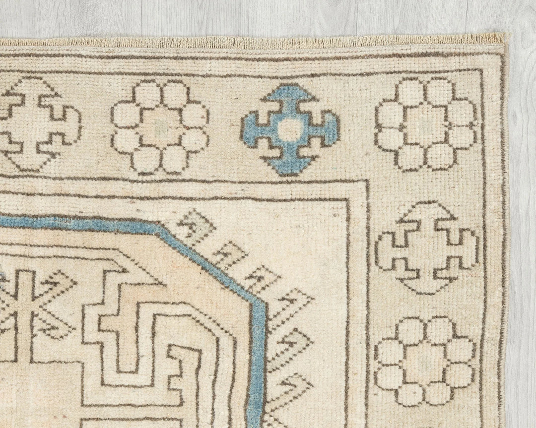Multicolor Turkish Oushak Rug 3'11" x 6'6" Hand-Knotted | No. VR59372