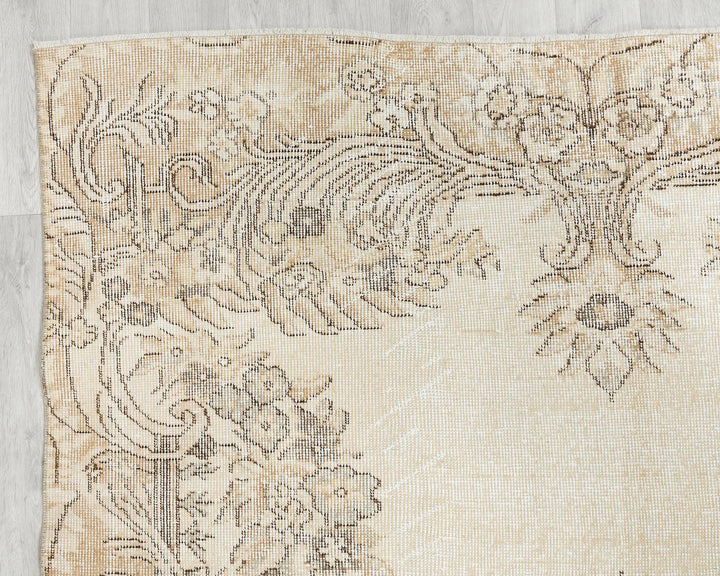 Beige Turkish Oushak Rug 5' 7" x 8' 11" Hand-Knotted | No. VR59392