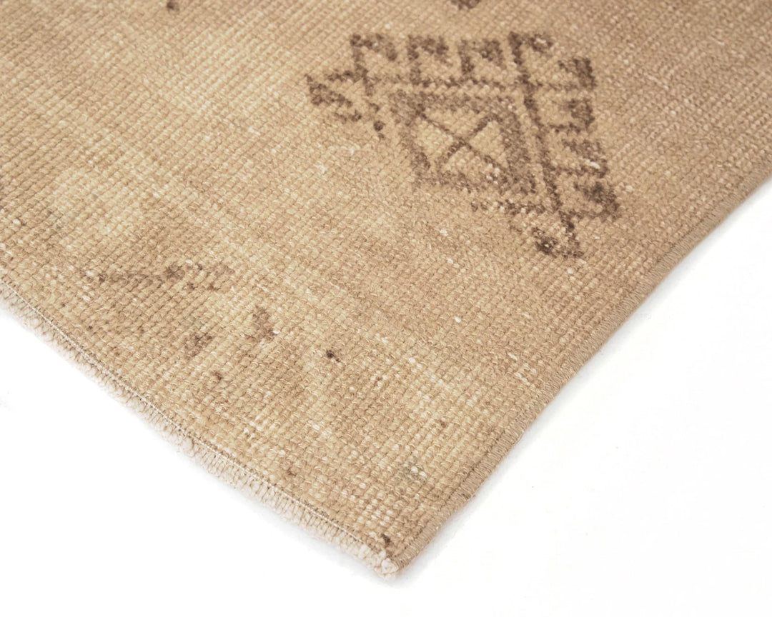 Beige Turkish Oushak Rug 2'8" x 11'4" Hand-Knotted | No. VR59434