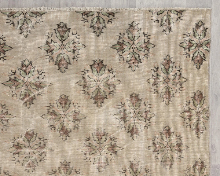 Oushak Rug 5' 10" x 9' 2" | No. VR59775